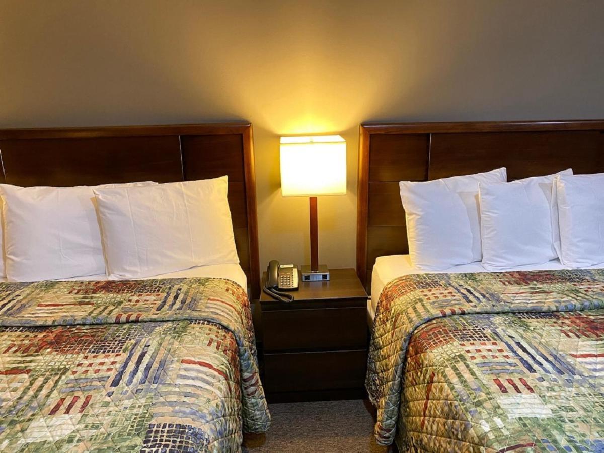 Hotel Dushore Bagian luar foto