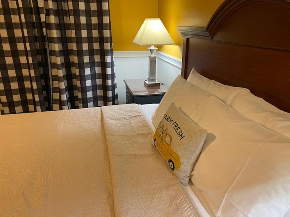 Hotel Dushore Bagian luar foto