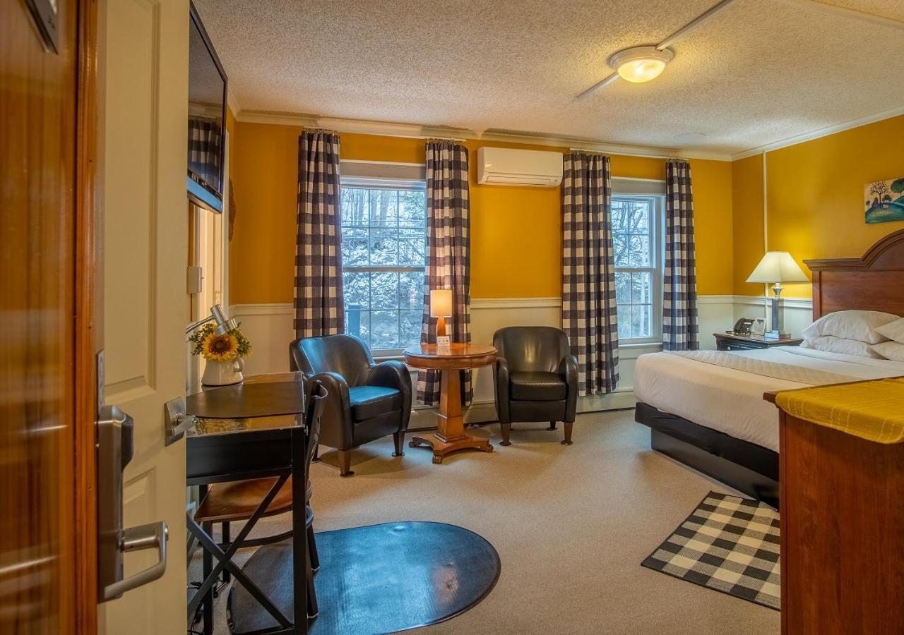 Hotel Dushore Bagian luar foto