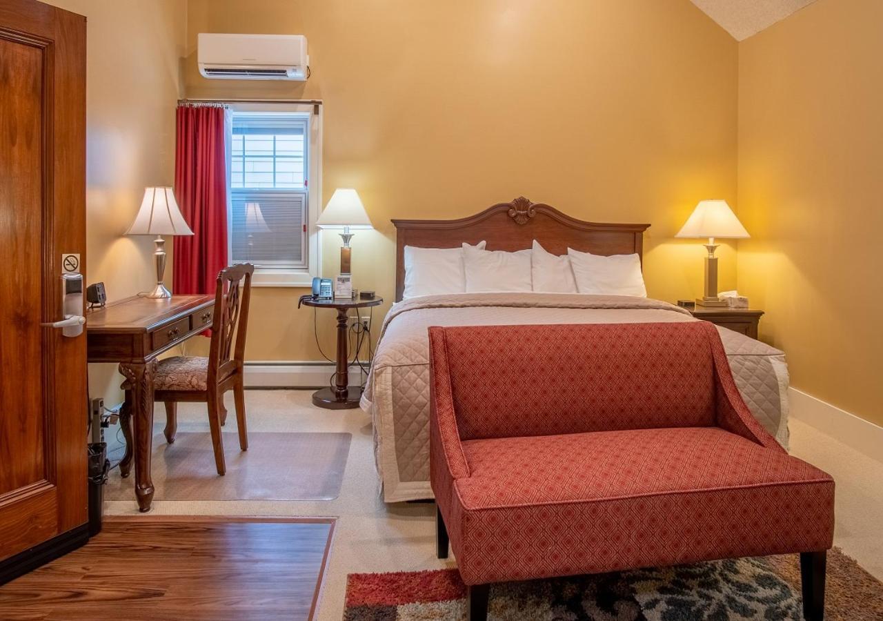 Hotel Dushore Bagian luar foto