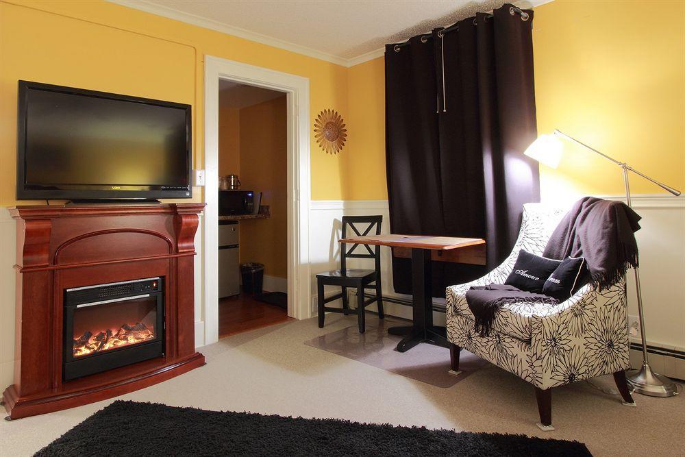 Hotel Dushore Bagian luar foto